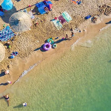 8 Mare - By Ta Leut Agency Privlaka (Zadar)