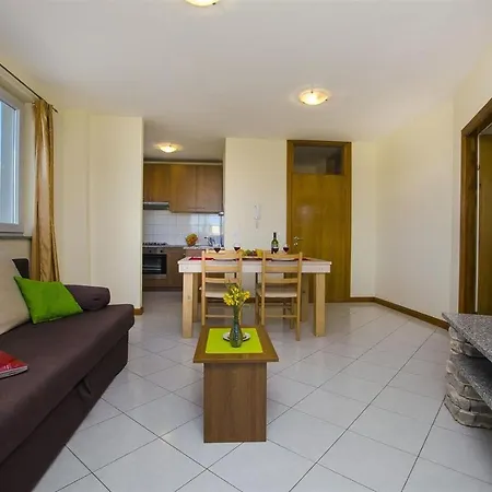 Apartament 8 Mare - By Ta Leut Agency Privlaka (Zadar)