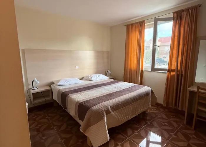 8 Mare - By Ta Leut Agency Apartment
