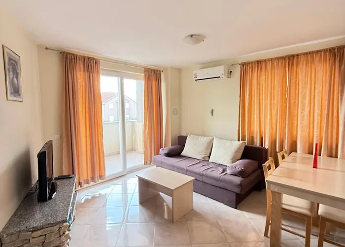 8 Mare - By Ta Leut Agency Apartment *