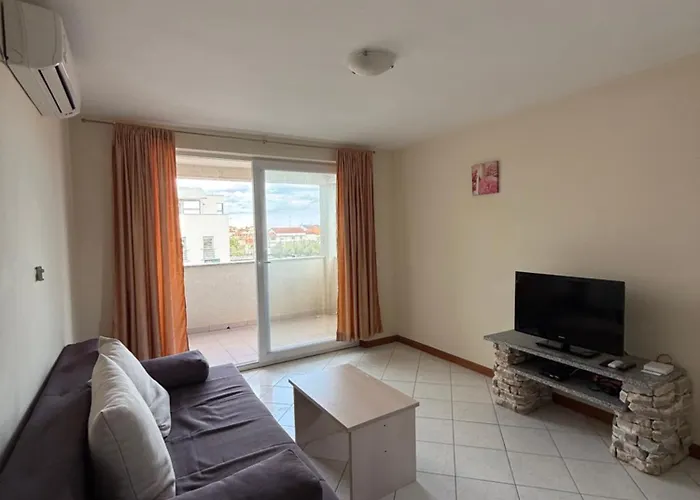 8 Mare - By Ta Leut Agency Apartmán