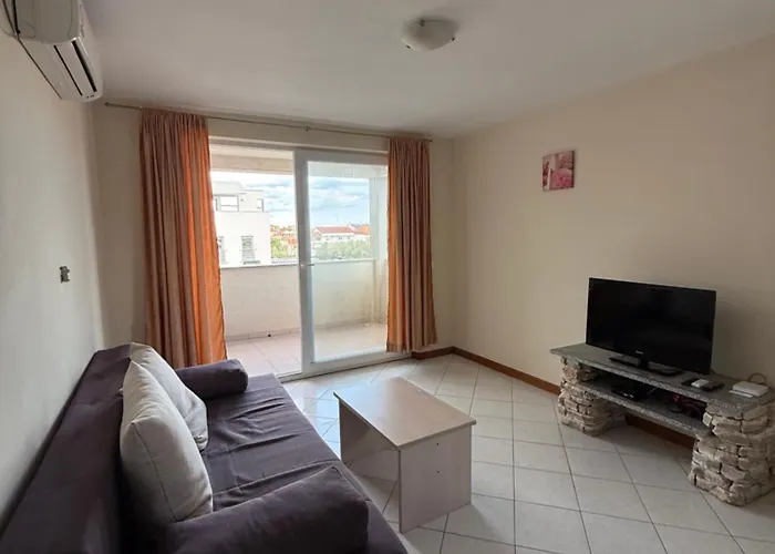 8 Mare - By Ta Leut Agency * Privlaka (Zadar)