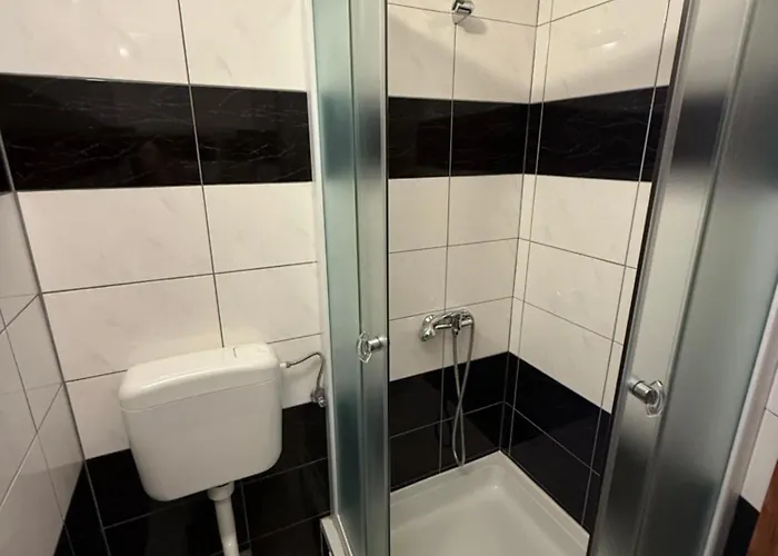 8 Mare - By Ta Leut Agency Apartmán