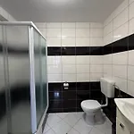Apartman 8 Mare - By Ta Leut Agency *