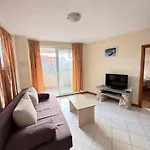 Apartman 8 Mare - By Ta Leut Agency