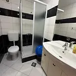 Apartman 8 Mare - By Ta Leut Agency