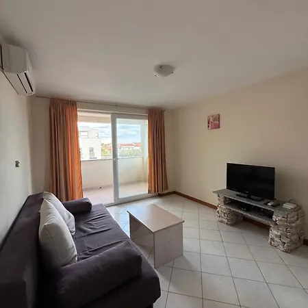 8 Mare - By Ta Leut Agency Apartamento