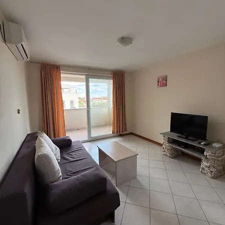 8 Mare - By Ta Leut Agency * Privlaka (Zadar)