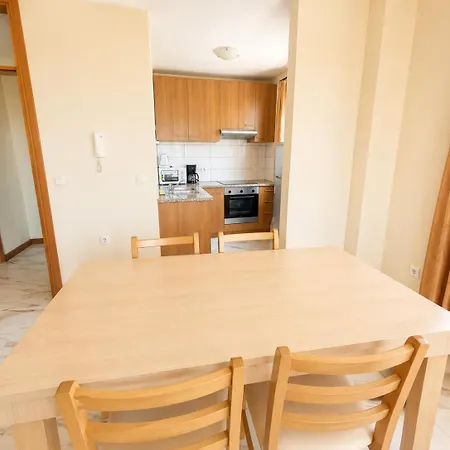 Apartman 8 Mare - By Ta Leut Agency *
